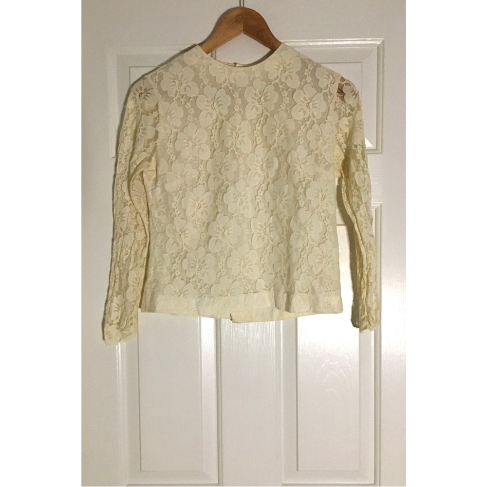 Judy Bond Lace Floral Off-White Long-Sleeve Blouse